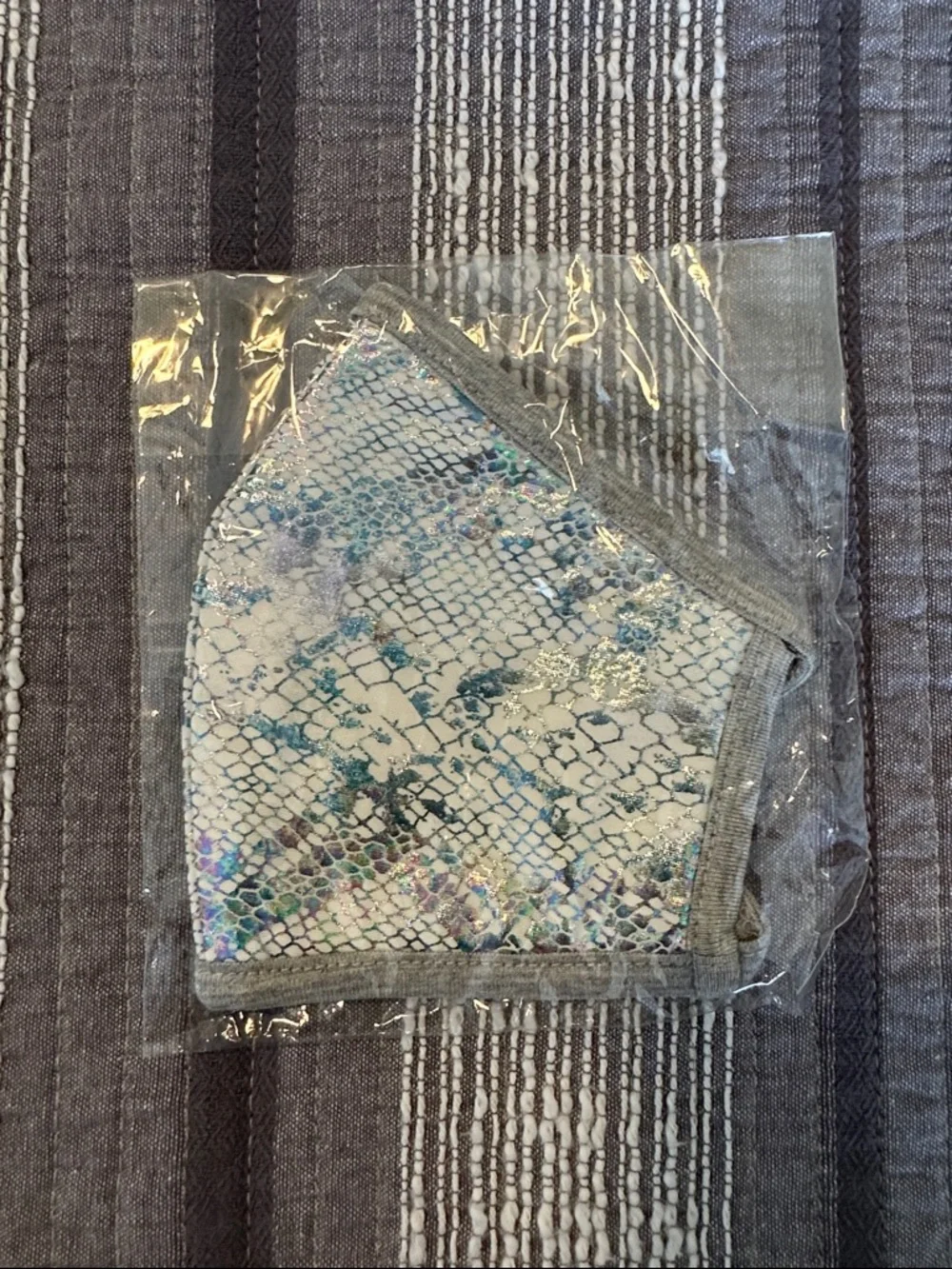 NWOT Gray Trim Snake-Print Face Mask with Iridescent Accents